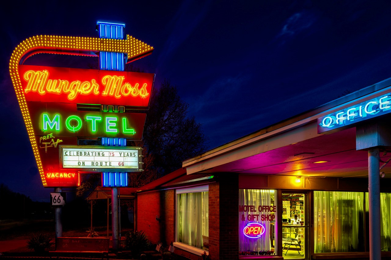 Munger Moss Motel - Jack Hayhow
