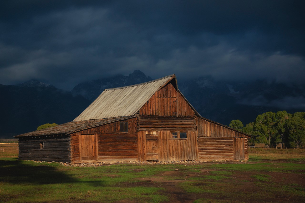 Moulton at Midnight - Jack Hayhow